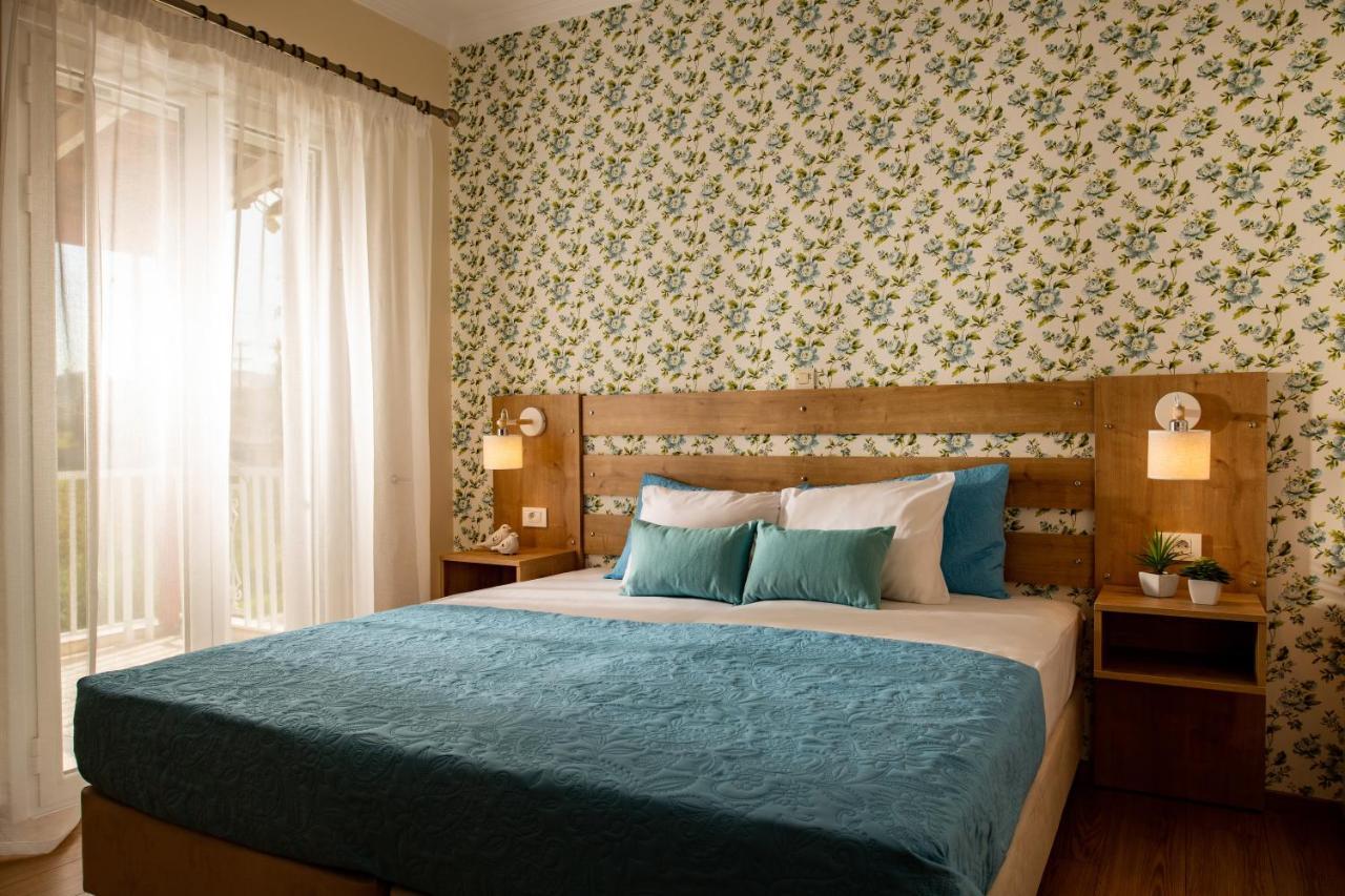 Holiday home Diogenis House